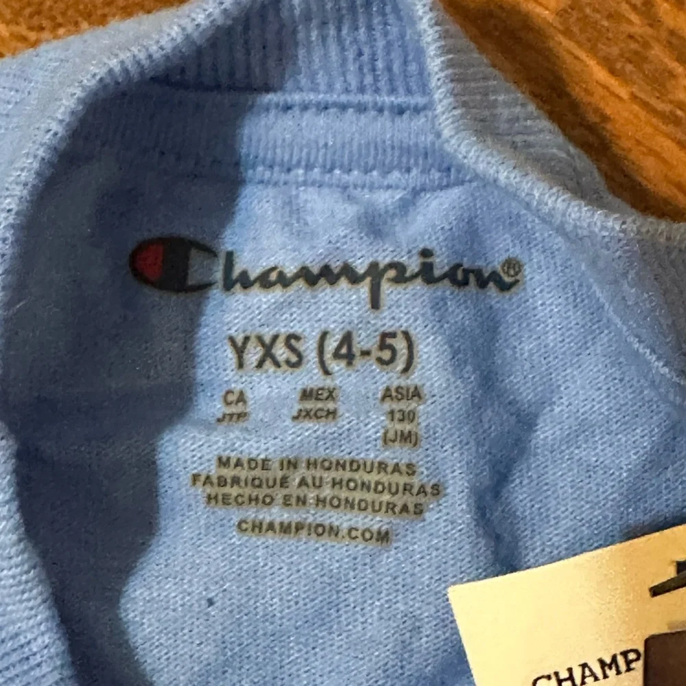 NWT YXS (4-5) Macy’s New York Champion T-shirt light‎ blue
